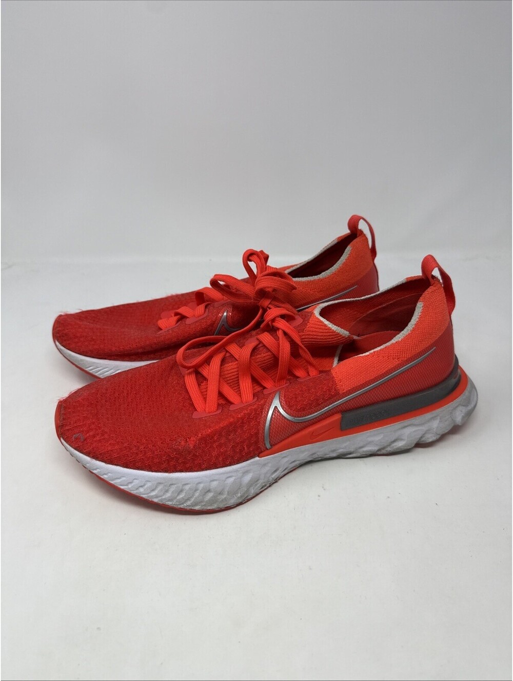 Nike Women's React Fly Knit Running Shoes Size 11.5